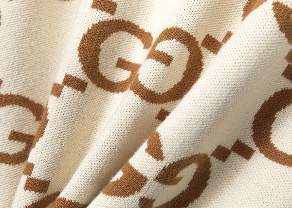 ブランドセーター全体デザイン